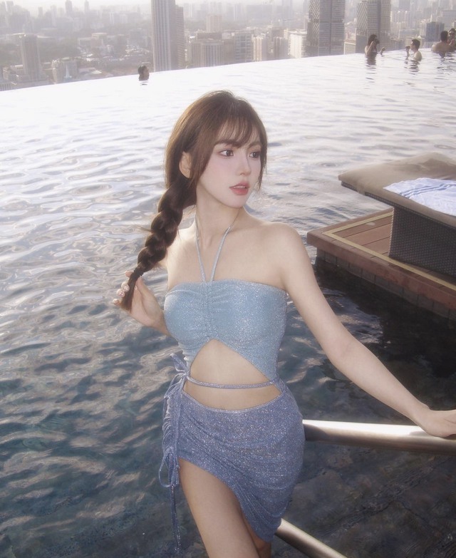 Các fashionista thế giới lựa chọn diện bikini nào cho mùa hè năm nay? - Ảnh 9. Các fashionista thế giới lựa chọn diện bikini nào cho mùa hè năm nay? - Ảnh 9.
