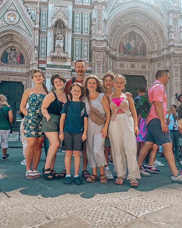 Cặp bố mẹ người Mỹ này chưa bao giờ cho phép con nói 3 chữ này ở nhà - 8