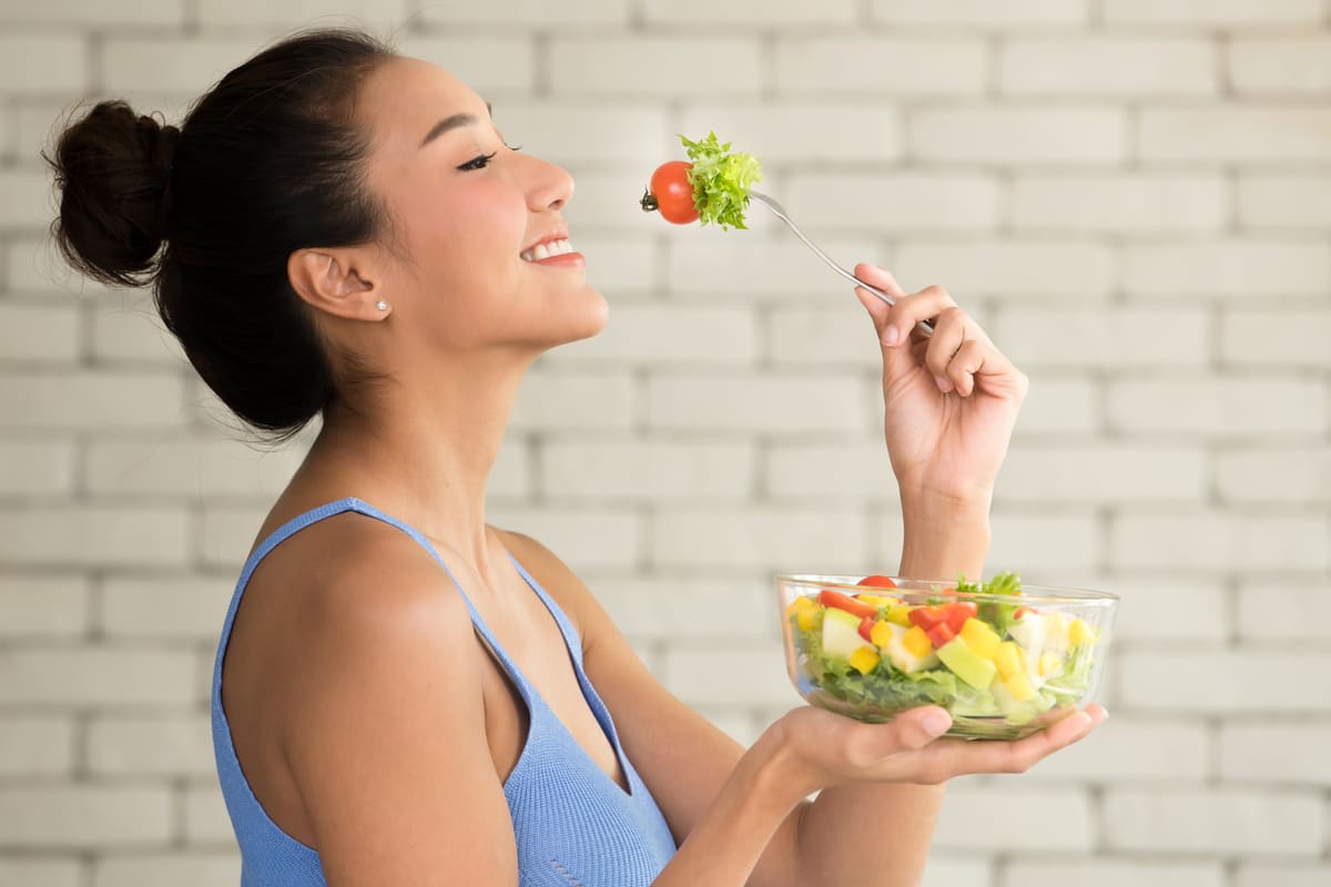 Những thực phẩm nên ăn và nên tránh khi đi máy bay- Ảnh 1. Những thực phẩm nên ăn và nên tránh khi đi máy bay- Ảnh 1.