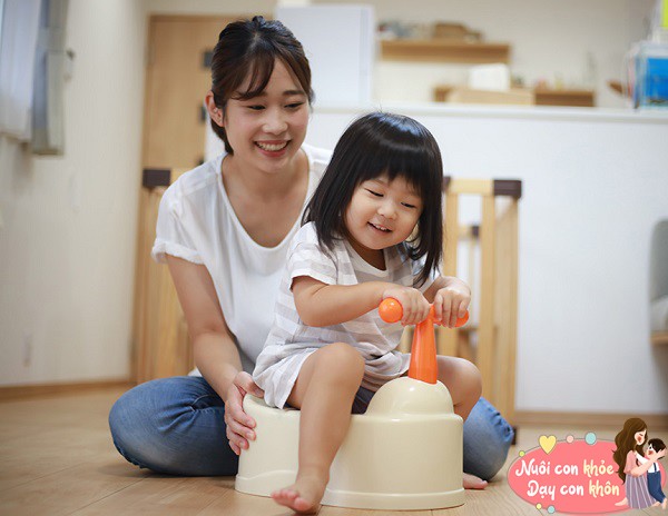 Nắm bắt &#34;giai đoạn vàng&#34; trước 1 tuổi làm ngay 5 điều, bé lớn lên ngoan ngoãn và lanh lợi - 4