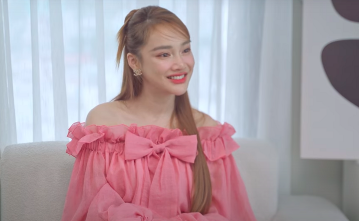 Nhã Phương tiết lộ quãng thời gian căng thẳng, trầm cảm nhẹ khi mang thai con gái đầu lòng.