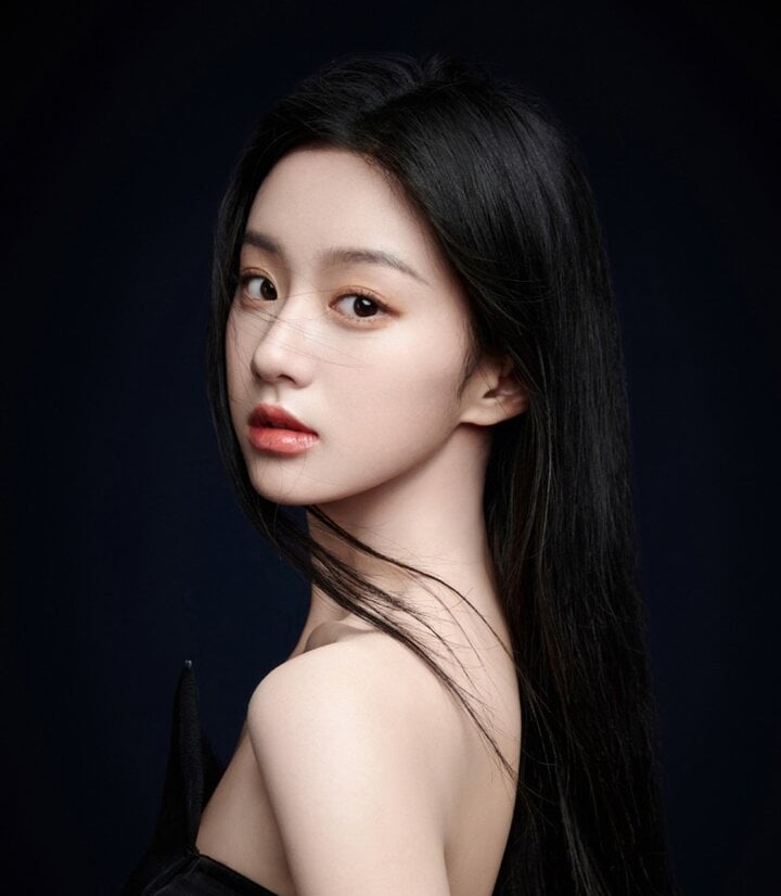 Nhiều khán giả kỳ vọng "Thế giới võ hiệp Kim Dung" sẽ trở thành tác phẩm giúp tên tuổi Bao Thượng Ân bật lên giữa "rừng mỹ nhân" Cbiz. Từ trailer phim, những phân cảnh tương tác giữa nhân vật Hoàng Dung và Quách Tĩnh nhận được nhiều lời khen ngợi vì sự tự nhiên và có phản ứng hóa học.