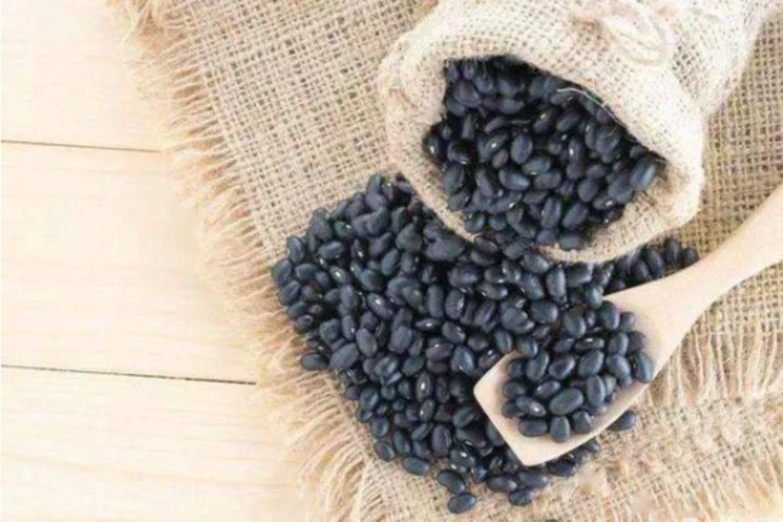 Đậu đen có lợi cho việc thúc đẩy tuần hoàn máu và giải độc (Nguồn Sohu)