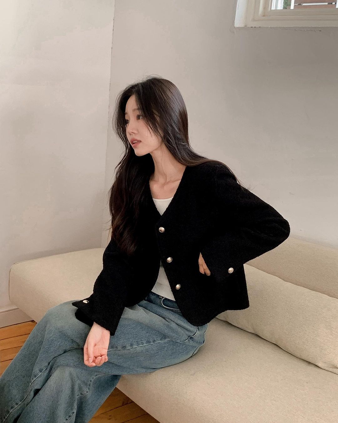 Kiểu áo khoác tôn dáng, thanh lịch đang được phái đẹp yêu thích- Ảnh 3.