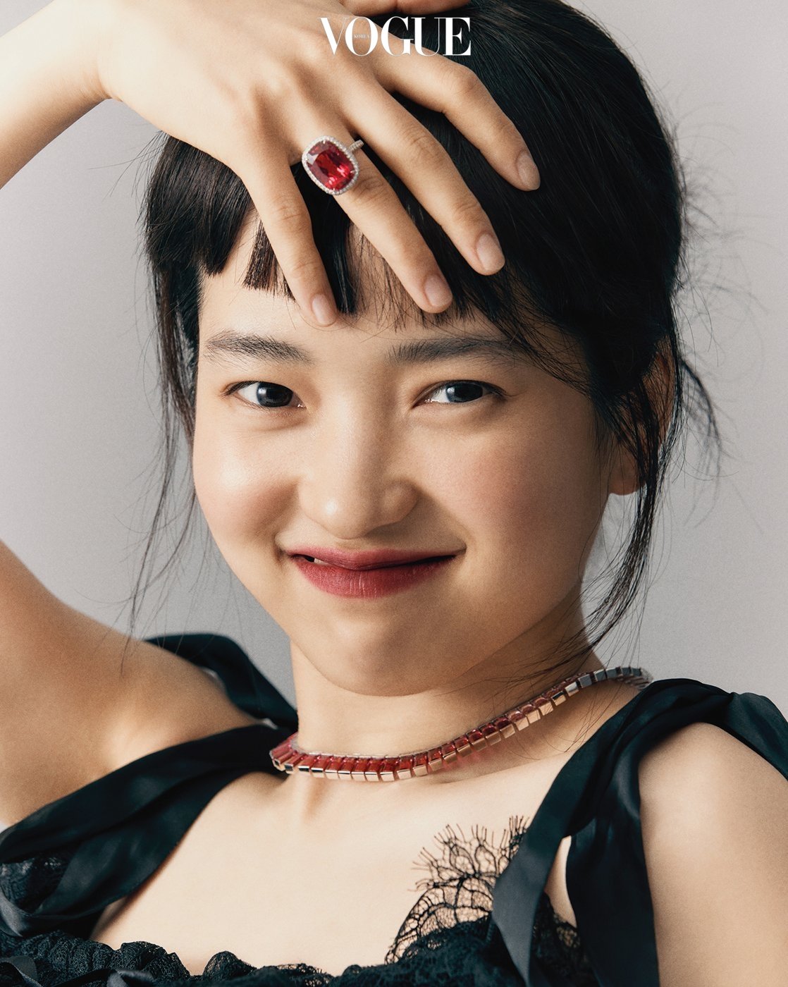 Nữ chính phim Hàn xuất sắc nhất hiện tại: Xinh đẹp với mọi kiểu tóc, thời trang tinh giản mà sang trọng- Ảnh 7. Nữ chính phim Hàn xuất sắc nhất hiện tại: Xinh đẹp với mọi kiểu tóc, thời trang tinh giản mà sang trọng- Ảnh 7.