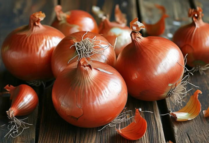 Hành tây rất quen thuộc với mọi người. (Ảnh: Sohu)