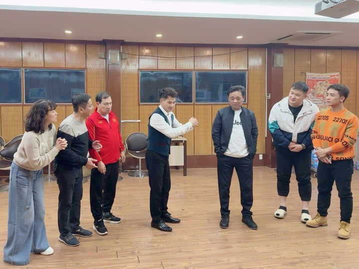 Các nghệ sỹ tích cực tập luyện cho Táo Quân 2025.