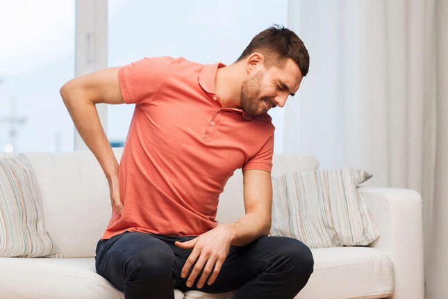 Căn bệnh gây đau đớn khủng khiếp, nguyên nhân một phần do ăn 'sướng miệng' và uống vitamin vô tội vạ - Ảnh 4. Căn bệnh gây đau đớn khủng khiếp, nguyên nhân một phần do ăn 'sướng miệng' và uống vitamin vô tội vạ - Ảnh 4.
