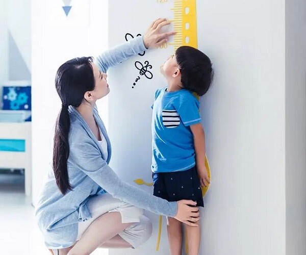 "Ép" con cao lớn vào mùa hè: Bố mẹ chỉ cần tuân thủ nguyên tắc này, trẻ tăng nhanh 8-10cm mỗi năm - 1