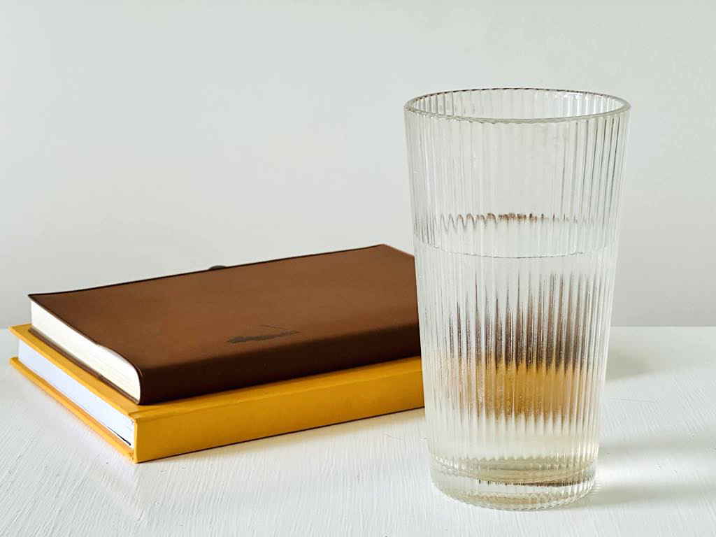 Người đàn ông tái phát sỏi thận vì thói quen khi làm việc - Ảnh 1.