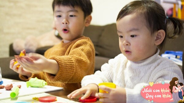 Mẹ không cần đợi bé lớn để phán đoán thông minh hay không, nhìn vào 3 dấu hiệu trước 1 tuổi là biết ngay - 7