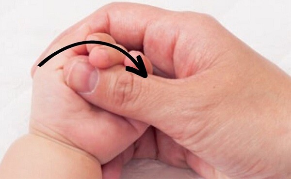 3 chỗ này được chạm vào nhiều hơn, bé lớn lên thông minh và khỏe mạnh - 5