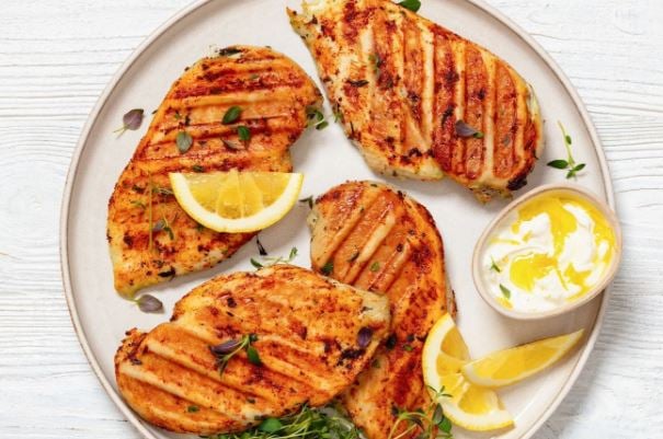 Loại thịt được người Mỹ đánh giá tốt nhất thế giới hoá ra bán đầy chợ Việt, giá rẻ hơn thịt lợn - Ảnh 2.