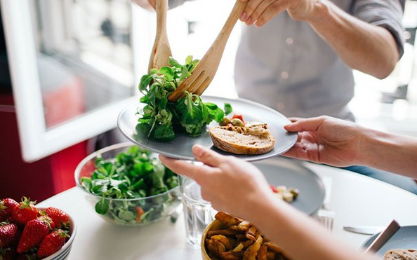 3 thói quen vàng giúp người cao tuổi 'né' được tai biến mạch máu não - Ảnh 3. 3 thói quen vàng giúp người cao tuổi 'né' được tai biến mạch máu não - Ảnh 3.