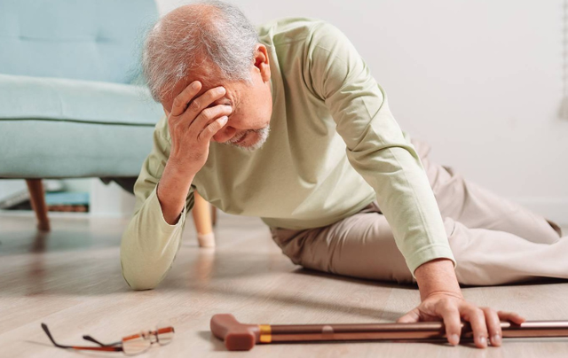 3 thói quen vàng giúp người cao tuổi 'né' được tai biến mạch máu não - Ảnh 2. 3 thói quen vàng giúp người cao tuổi 'né' được tai biến mạch máu não - Ảnh 2.