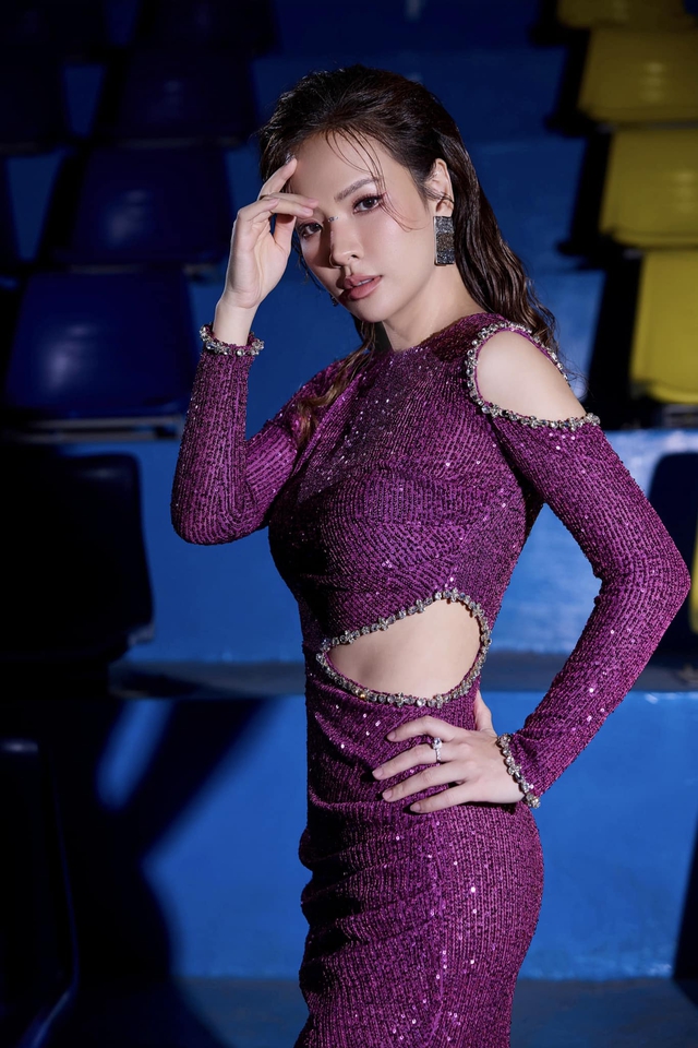 Diện đồ mùa thu 'chill' và tinh tế như MC Đan Lê - Ảnh 12. Diện đồ mùa thu 'chill' và tinh tế như MC Đan Lê - Ảnh 12.