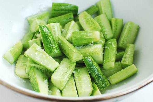 Loại quả thanh mát được chuyên gia Mỹ khẳng định tốt như thuốc bổ, đang bán rẻ đầy chợ Việt, đây là cách ăn tốt nhất - Ảnh 2.