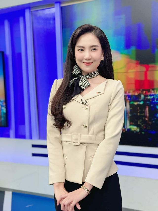 Mix đồ xinh đẹp cùng BTV Mai Ngọc - Ảnh 9.