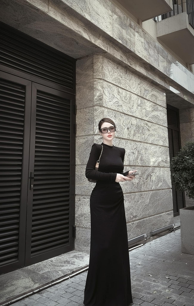 Lương Thu Trang  mix đồ xuống phố ngày thu sang chảnh và nữ tính - Ảnh 15. Lương Thu Trang  mix đồ xuống phố ngày thu sang chảnh và nữ tính - Ảnh 15.