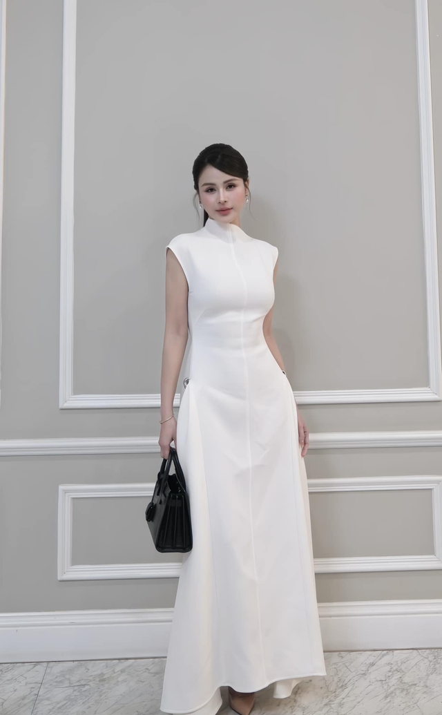 Lương Thu Trang  mix đồ xuống phố ngày thu sang chảnh và nữ tính - Ảnh 16. Lương Thu Trang  mix đồ xuống phố ngày thu sang chảnh và nữ tính - Ảnh 16.