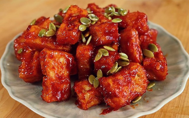 Bị viêm họng ngày lạnh, nhiều người vẫn mắc sai lầm khi ăn 5 món quen thuộc này - Ảnh 5.