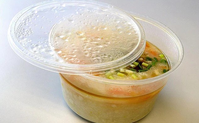 6 vật dụng tiềm ẩn hạt vi nhựa nhiều nhất nếu dùng không cẩn thận, cái thứ 4 người Việt rất dễ mắc - Ảnh 5. 6 vật dụng tiềm ẩn hạt vi nhựa nhiều nhất nếu dùng không cẩn thận, cái thứ 4 người Việt rất dễ mắc - Ảnh 5.