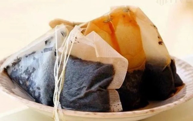 6 vật dụng tiềm ẩn hạt vi nhựa nhiều nhất nếu dùng không cẩn thận, cái thứ 4 người Việt rất dễ mắc - Ảnh 7. 6 vật dụng tiềm ẩn hạt vi nhựa nhiều nhất nếu dùng không cẩn thận, cái thứ 4 người Việt rất dễ mắc - Ảnh 7.