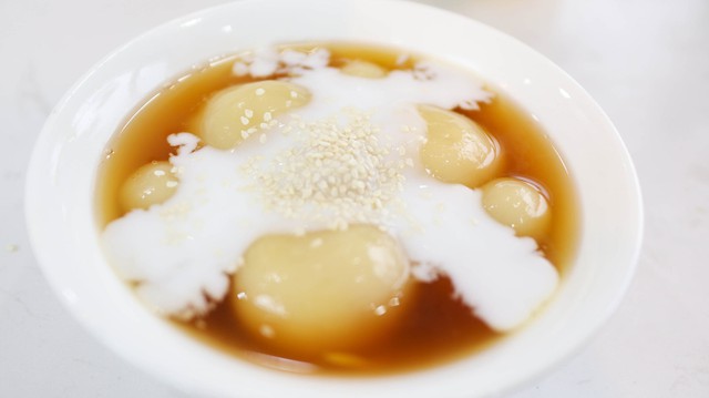 Bánh trôi nước Việt Nam - món ăn vặt từ gừng ngon nhất thế giới ngày lạnh - Ảnh 6.