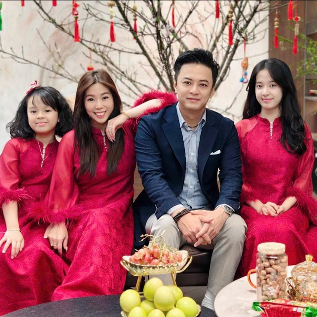 Con gái diễn viên Hồng Đăng: 14 tuổi 'trổ mã' xinh xắn như thiếu nữ - Ảnh 10. Con gái diễn viên Hồng Đăng: 14 tuổi 'trổ mã' xinh xắn như thiếu nữ - Ảnh 10.