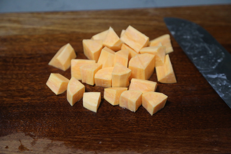 Ngoài nướng thì có 4 cách chế biến khoai lang ngon và độc đáo: Làm siêu nhanh có thể dùng ăn sáng, trưa hoặc bữa xế - Ảnh 16.