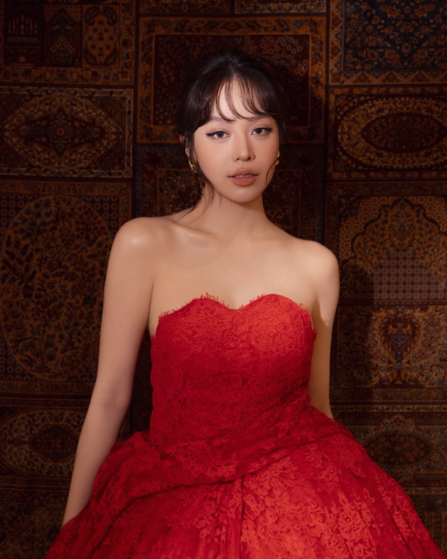 Hoa hậu thanh thủy gây chú ý với diện mạo mới và phong cách thời trang ấn tượng - Ảnh 2. Hoa hậu thanh thủy gây chú ý với diện mạo mới và phong cách thời trang ấn tượng - Ảnh 2.