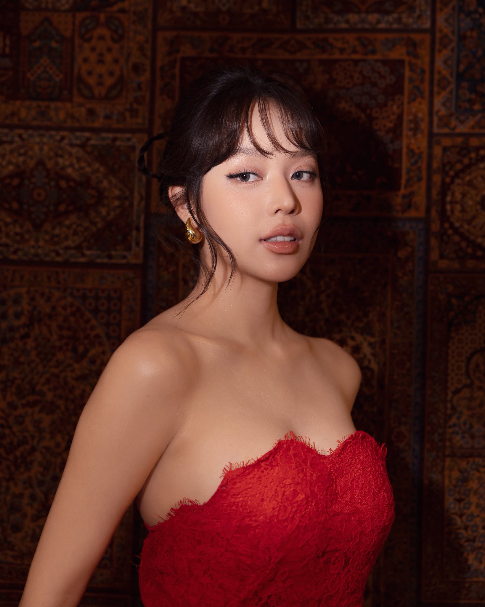 Hoa hậu thanh thủy gây chú ý với diện mạo mới và phong cách thời trang ấn tượng - Ảnh 3. Hoa hậu thanh thủy gây chú ý với diện mạo mới và phong cách thời trang ấn tượng - Ảnh 3.