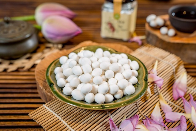 Ý nghĩa sâu sắc của các loại mứt và cách chọn vị mứt phù hợp cho gia đình mùa Tết này - Ảnh 2.