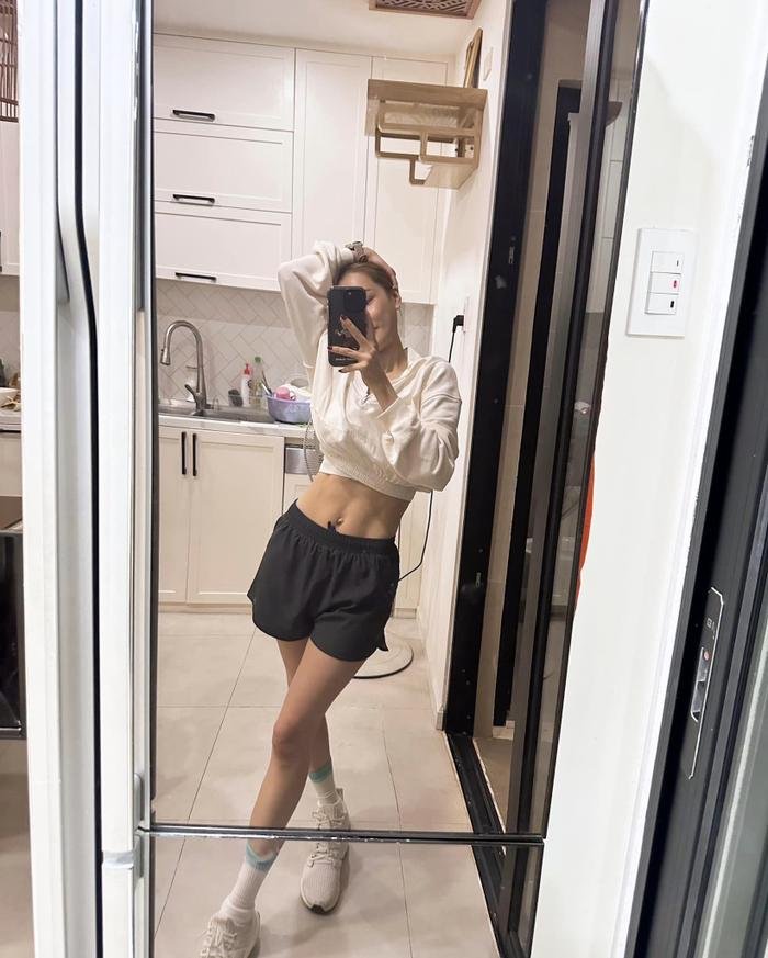 Nhã Phương và thực đơn giảm cân thần tốc sau sinh: Bí quyết lấy lại vóc dáng trong 14 Ngày - Ảnh 2.