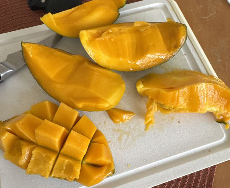 Tại sao phụ nữ sau 40 tuổi khó giảm cân? Rất có thể bạn đang mê 4 món không dầu mỡ nhưng nhanh "béo không phanh" - Ảnh 3. Tại sao phụ nữ sau 40 tuổi khó giảm cân? Rất có thể bạn đang mê 4 món không dầu mỡ nhưng nhanh "béo không phanh" - Ảnh 2.