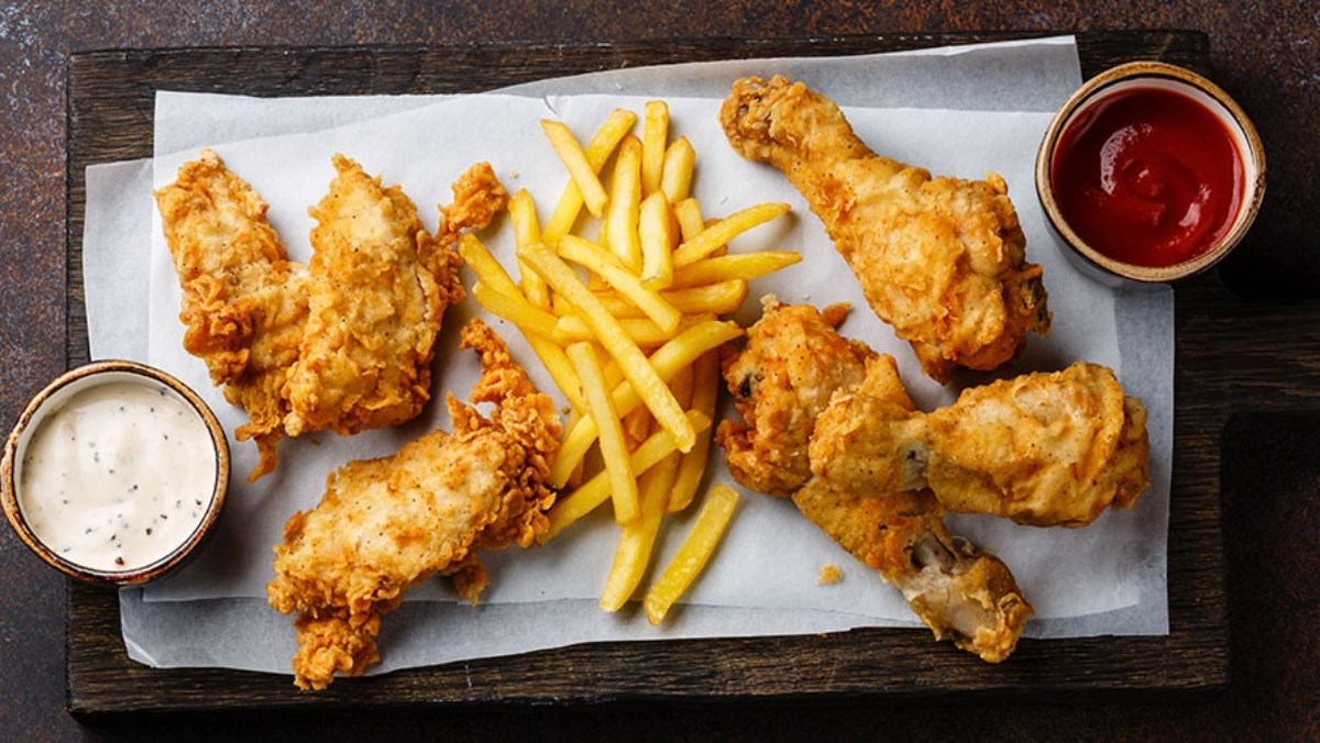 Sau tuổi 40 , kiểm soát mỡ máu từ bữa cơm hàng ngày hiệu quả nhất - Ảnh 2.