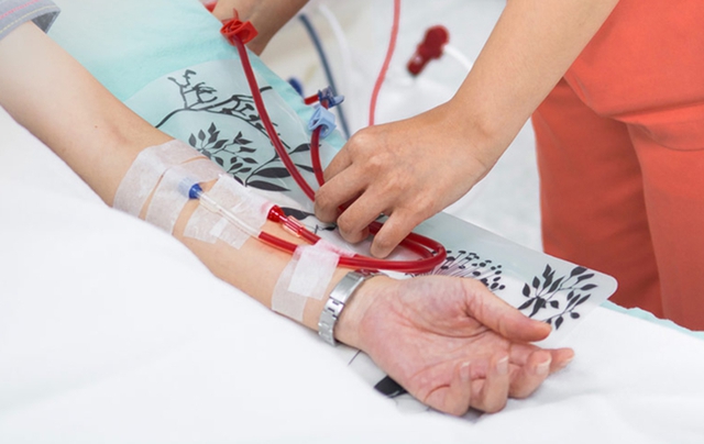 Thói quen uống nước làm tăng nguy cơ suy thận, nhiều người Việt đang mắc mà không biết - Ảnh 2. Thói quen uống nước làm tăng nguy cơ suy thận, nhiều người Việt đang mắc mà không biết - Ảnh 2.