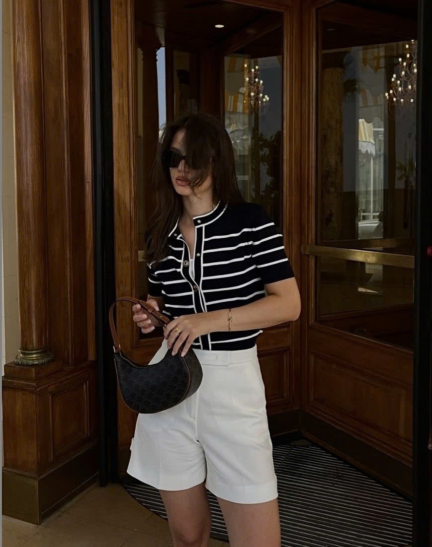 5 trang phục họa tiết kẻ sọc “làm mới” phong cách mùa hè - Ảnh 5.