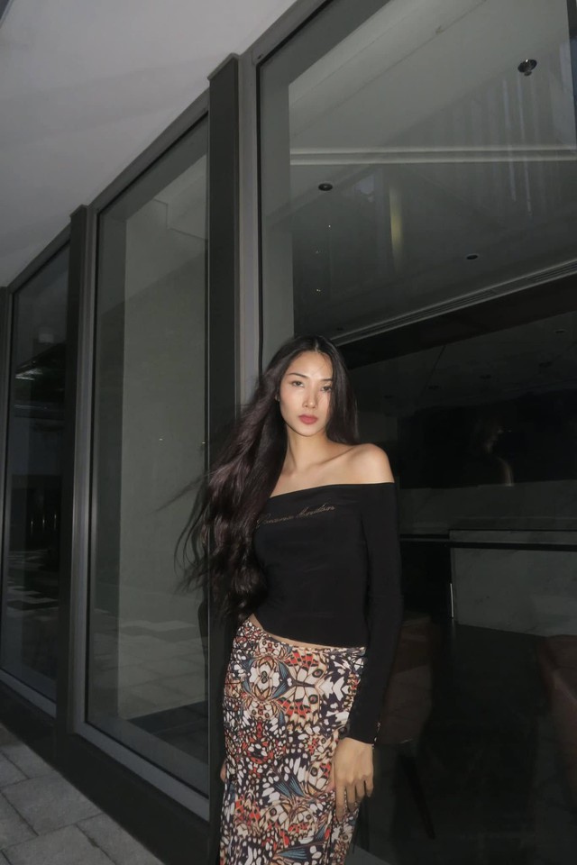 Á hậu Hoàng Thùy vừa đăng ký casting Victoria's Secret có sắc vóc ra sao? - Ảnh 10. Á hậu Hoàng Thùy vừa đăng ký casting Victoria's Secret có sắc vóc ra sao? - Ảnh 10.