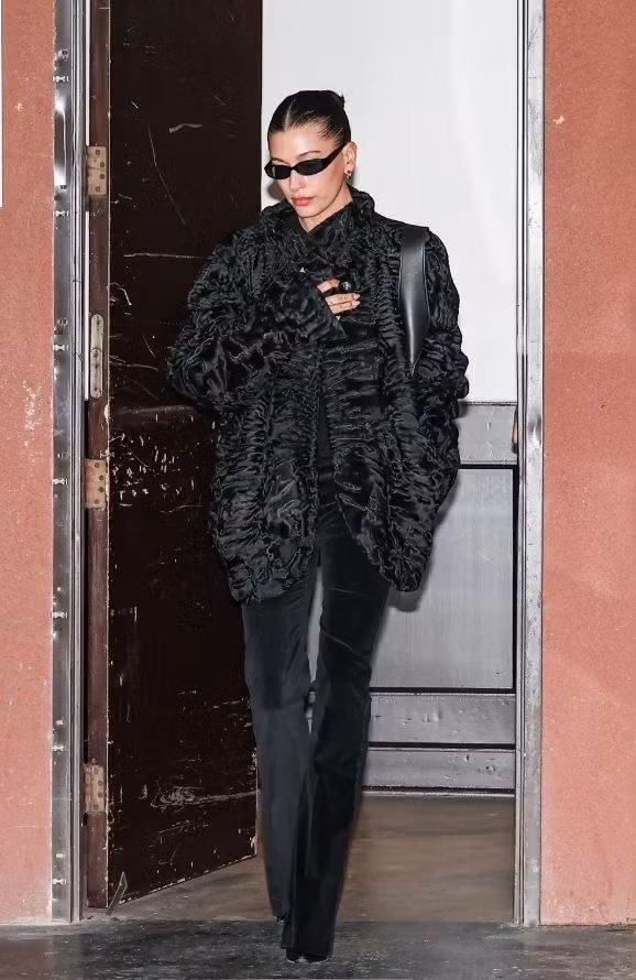 Bí ý tưởng ăn mặc? Chỉ cần theo dõi các ngôi sao thời trang là có gợi ý ngay! - Ảnh 10.