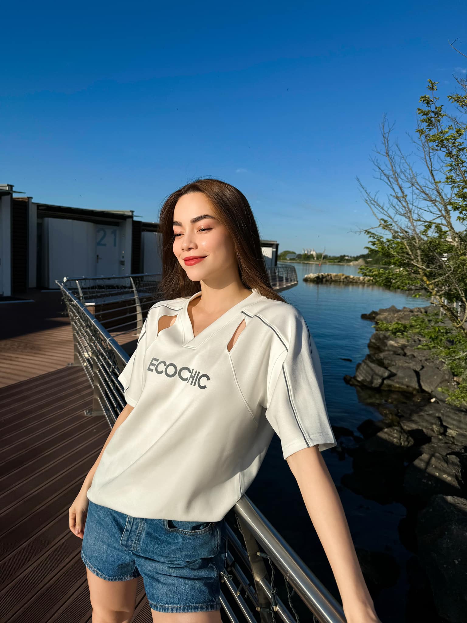 Học Hồ Ngọc Hà cách phối đồ màu trắng, tuổi trung niên cũng áp dụng được  - Ảnh 14.