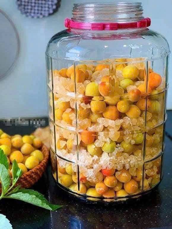 Mùa mơ má đào: Bí quyết ngâm mơ ngon, không nổi váng, giải nhiệt cả mùa hè - Ảnh 7.