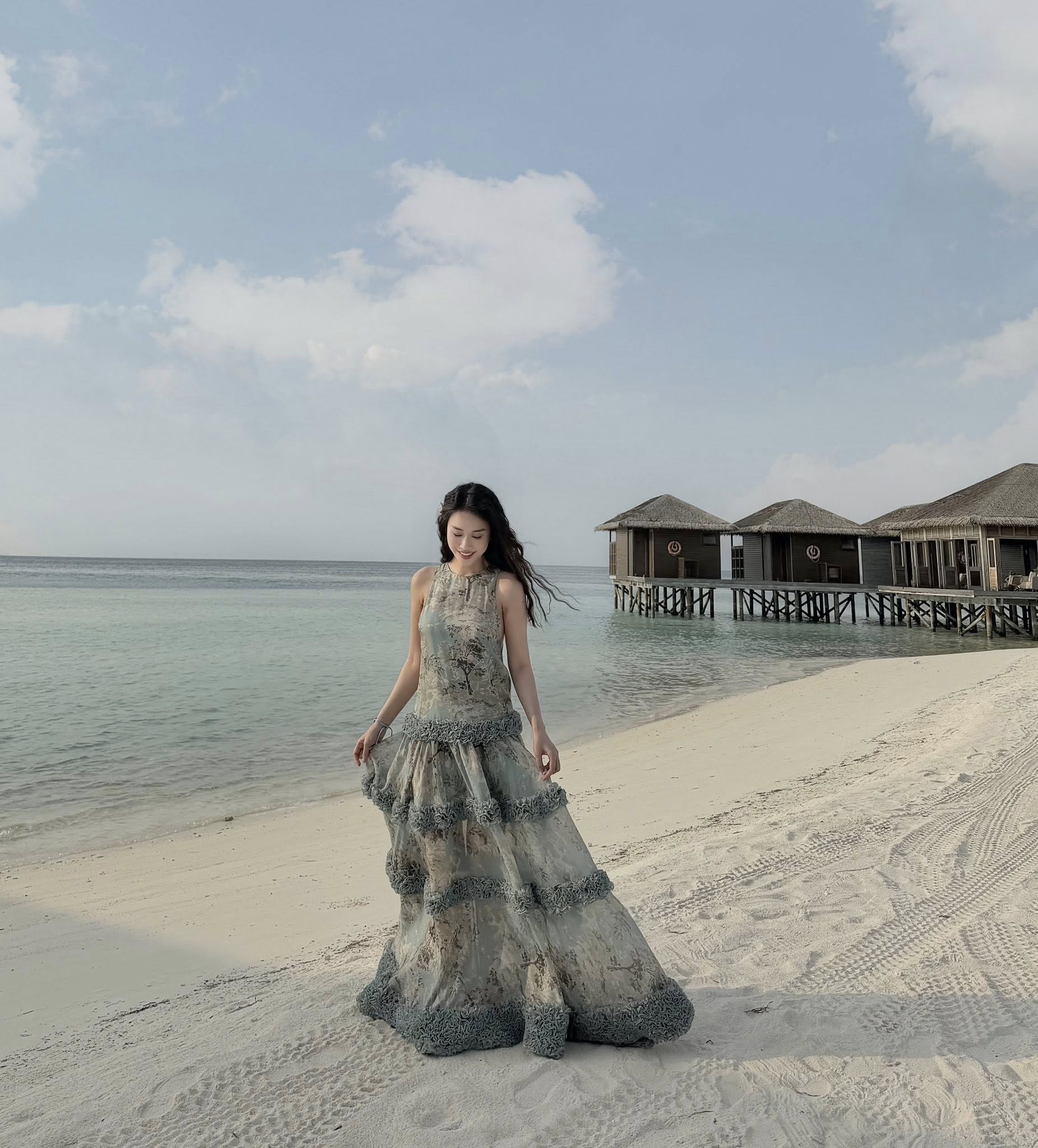 Nữ MC VTV Ngô Mai Phương khoe vẻ sexy sau 2 lần sinh con - Ảnh 4.