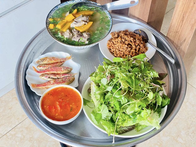 14 mâm cơm gia đình đơn giản, thanh nhiệt, "đánh bay cái nóng mùa hè" - Ảnh 8.