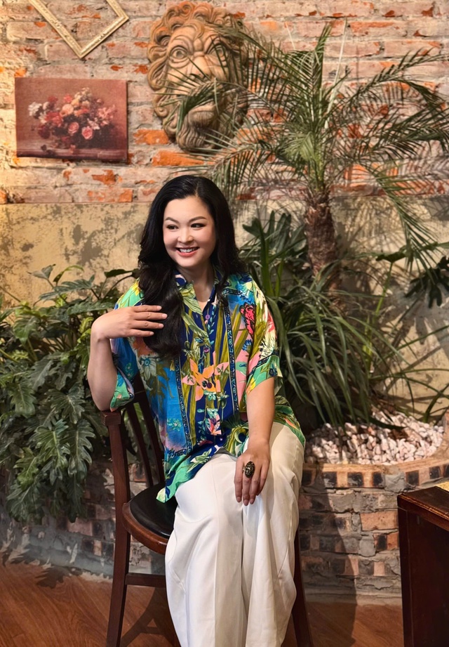 MC Thu Hương đam mê thời trang vintage - Ảnh 2.