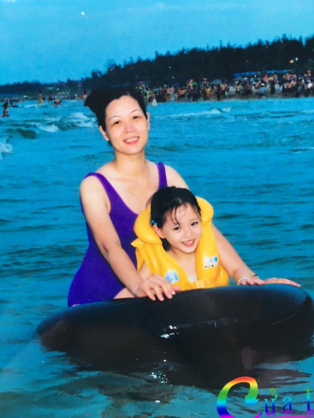 Mẹ ruột Hoa hậu Lương Thùy Linh ở tuổi hưu vẫn luôn là nguồn cảm hứng lớn nhất về sự tự tin và bản lĩnh với con gái - Ảnh 6.