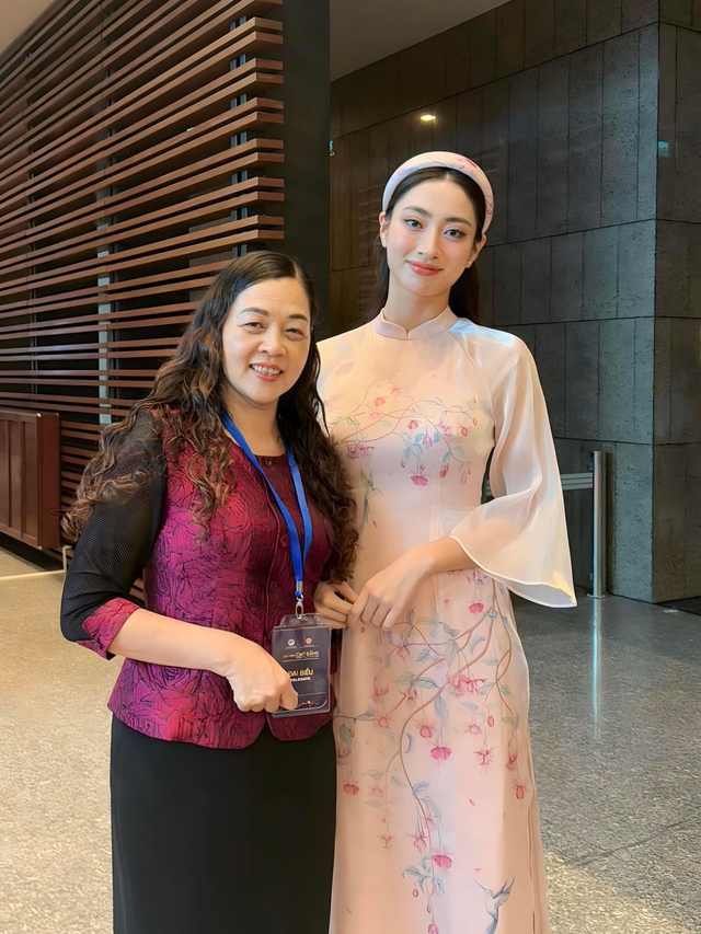Mẹ ruột Hoa hậu Lương Thùy Linh ở tuổi hưu vẫn luôn là nguồn cảm hứng lớn nhất về sự tự tin và bản lĩnh với con gái - Ảnh 13.