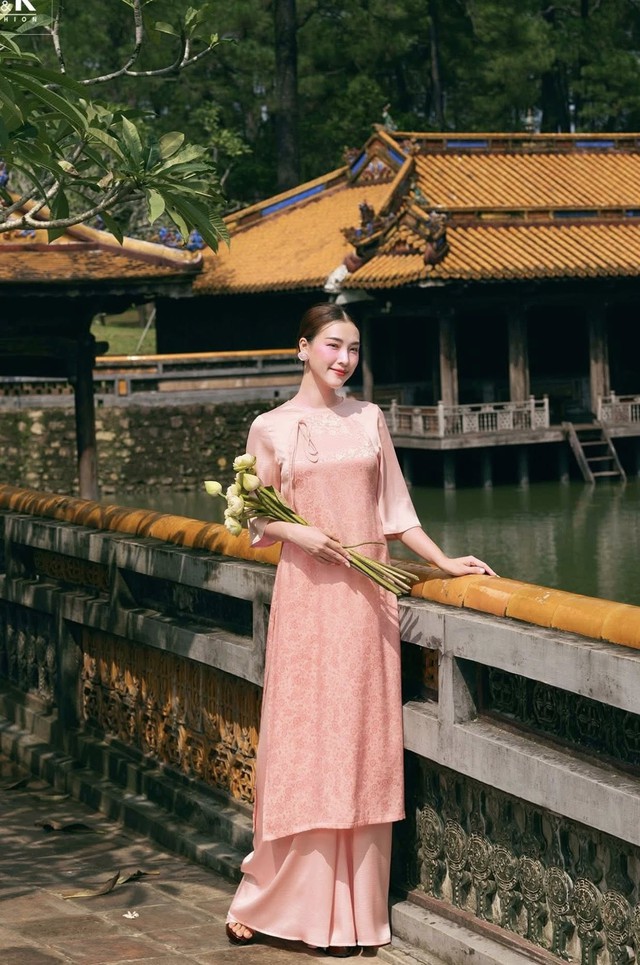 Nhan sắc Á hậu Hoàng Oanh - Ảnh 7.