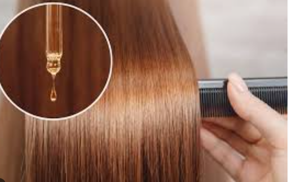 Tóc xơ xác như rơm vì nắng nóng: 5 bước phục hồi tóc cháy nắng cấp tốc ngay tại nhà - Ảnh 3. Tóc xơ xác như rơm vì nắng nóng: 5 bước phục hồi tóc cháy nắng cấp tốc ngay tại nhà - Ảnh 3.