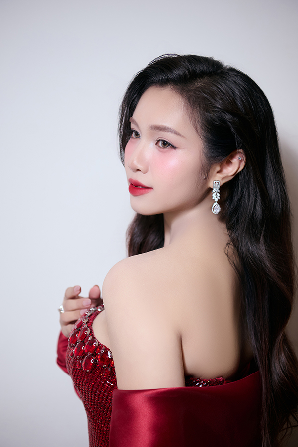 Chỉ nửa tháng sau sinh, vợ đạo diễn Võ Thanh Hòa gây ngỡ ngàng vì lấy lại dáng nhanh - Ảnh 3. Chỉ nửa tháng sau sinh, vợ đạo diễn Võ Thanh Hòa gây ngỡ ngàng vì lấy lại dáng nhanh - Ảnh 3.